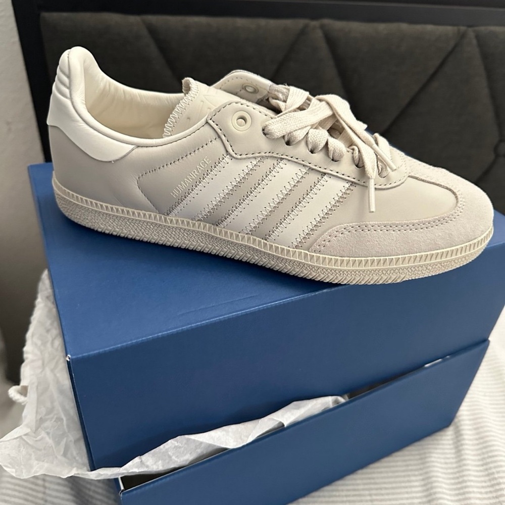 Adidas sambas